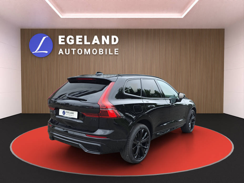 VOLVO XC60 2.0 B5 MH Plus Black Edition AWD, Hybride Léger Essence/Électricité, Voiture de démonstration, Automatique - 4