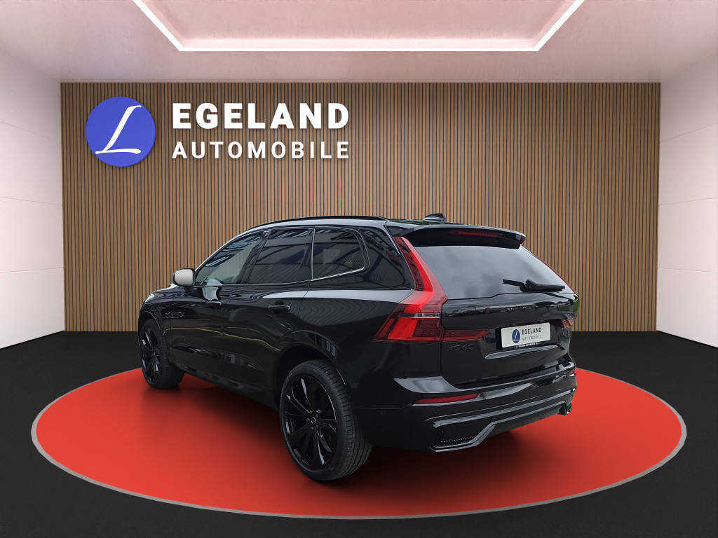 VOLVO XC60 2.0 B5 MH Plus Black Edition AWD, Hybride Léger Essence/Électricité, Voiture de démonstration, Automatique - 5