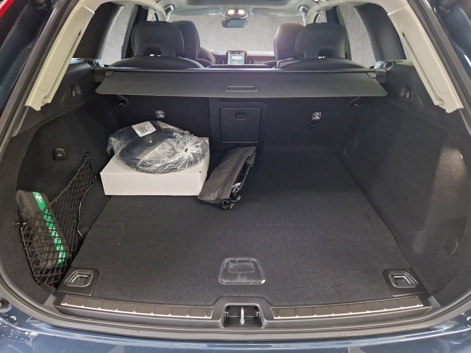 VOLVO XC60 2.0 T6 TE Ultra Bright eAWD, Plug-in-Hybrid Benzina/Elettrica, Auto dimostrativa, Automatico - 7