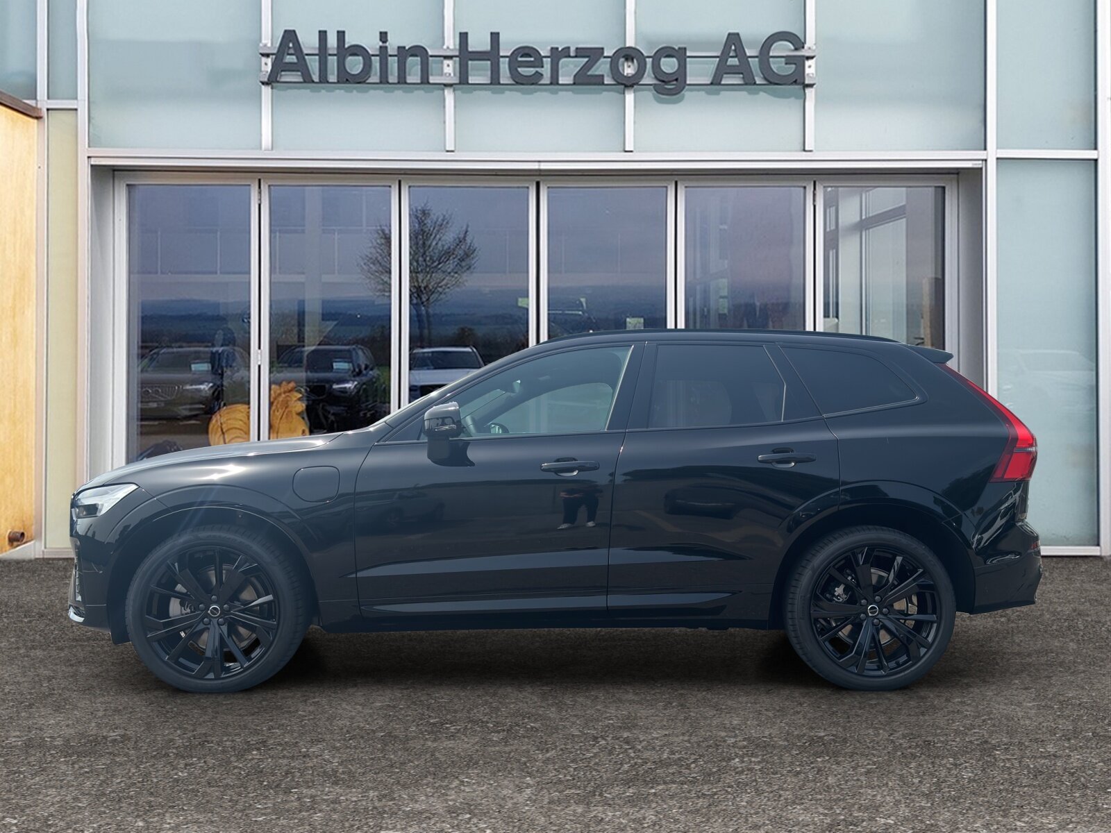 VOLVO XC60 2.0 T8 TE Black Edition eAWD, Plug-in-Hybrid Benzina/Elettrica, Auto dimostrativa, Automatico - 2