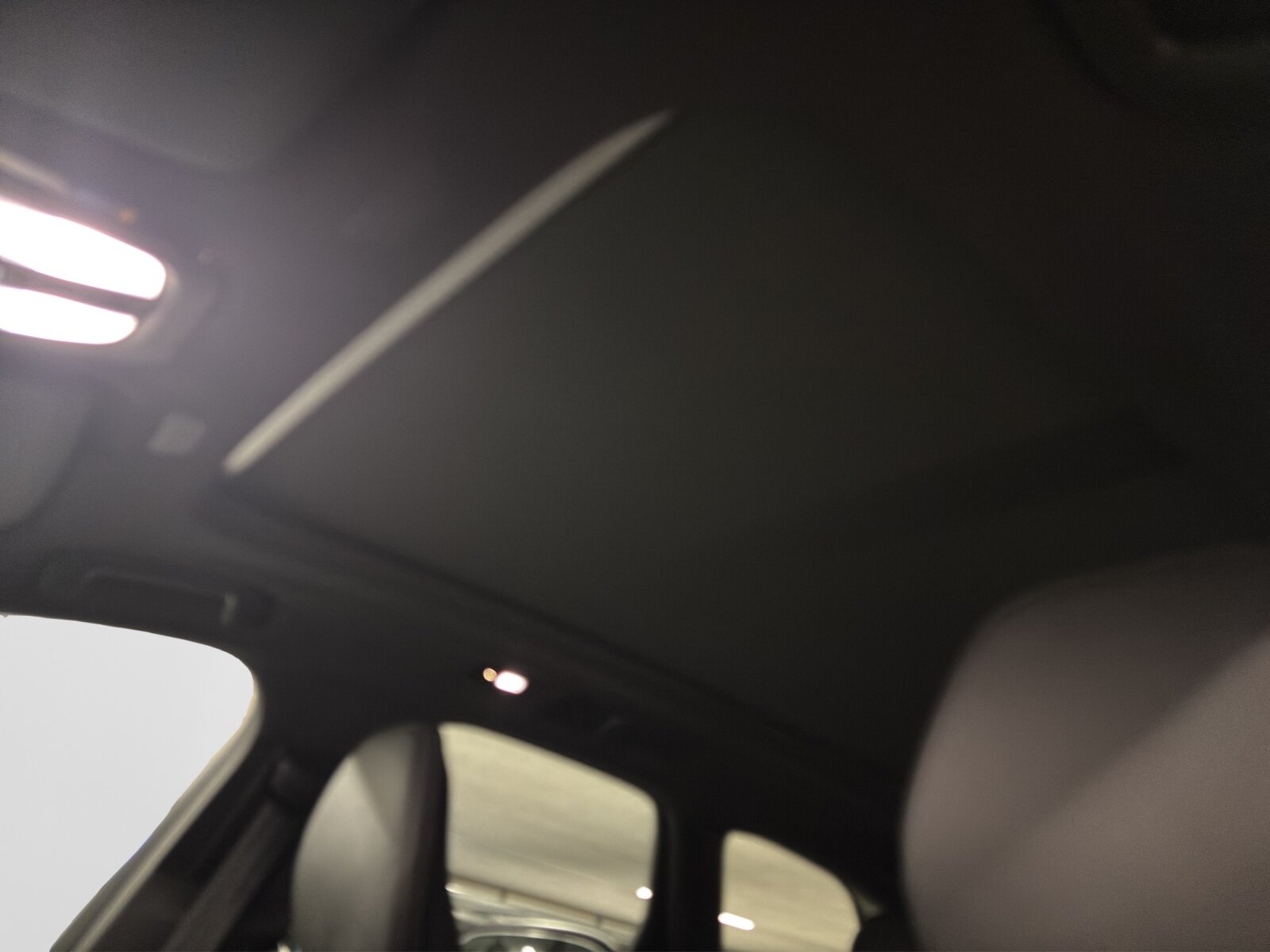 VOLVO XC60 2.0 T8 TE Ultra Dark eAWD, Hybride Rechargeable Essence/Électricité, Voiture de démonstration, Automatique - 6
