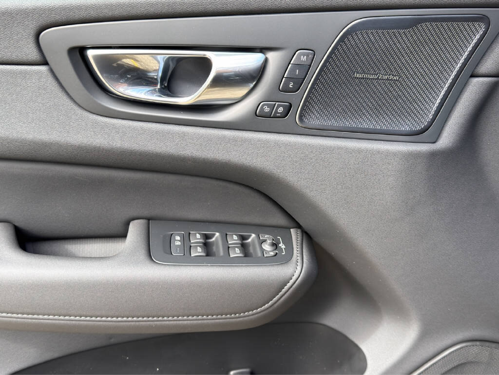 VOLVO XC60 2.0 T8 TE Black Edition eAWD, Plug-in-Hybrid Benzin/Elektro, Vorführwagen, Automatik - 7