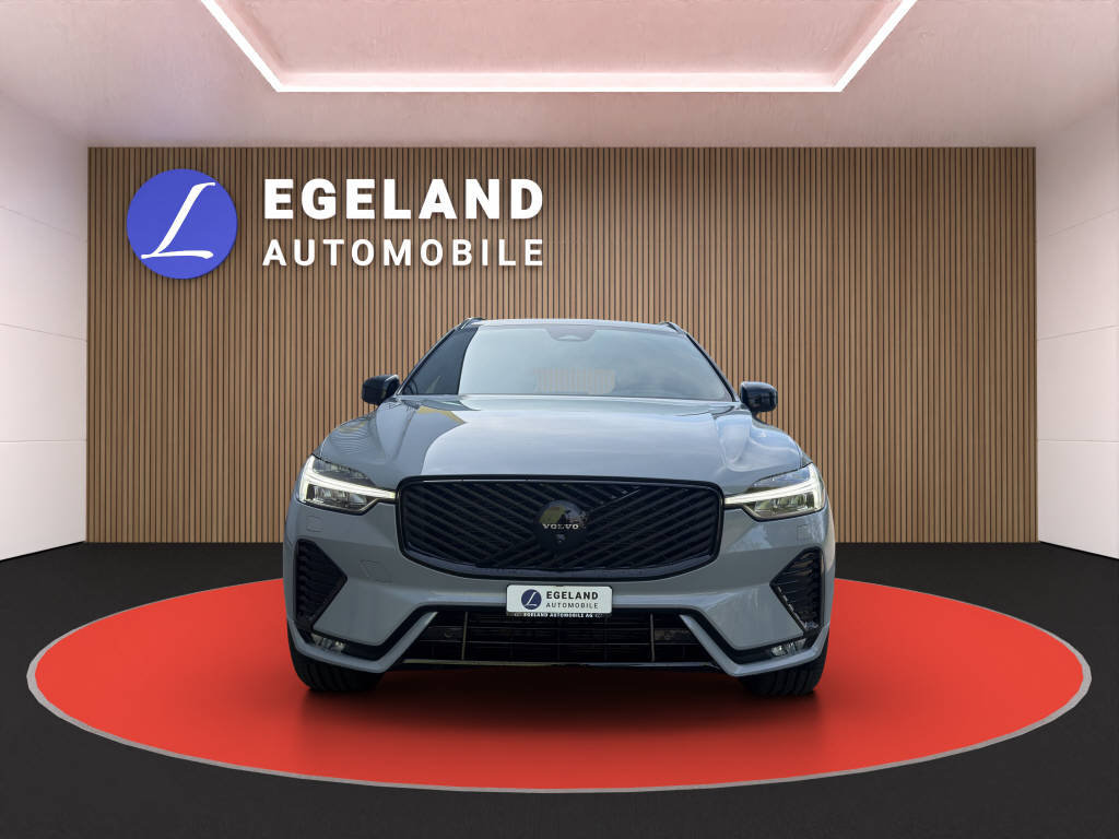 VOLVO XC60 2.0 B5 MH Black Edition Plus AWD, Mild-Hybrid Petrol/Electric, Ex-demonstrator, Automatic - 3