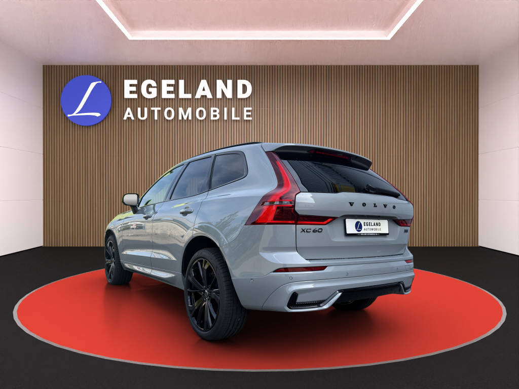 VOLVO XC60 2.0 B5 MH Black Edition Plus AWD, Mild-Hybrid Petrol/Electric, Ex-demonstrator, Automatic - 5