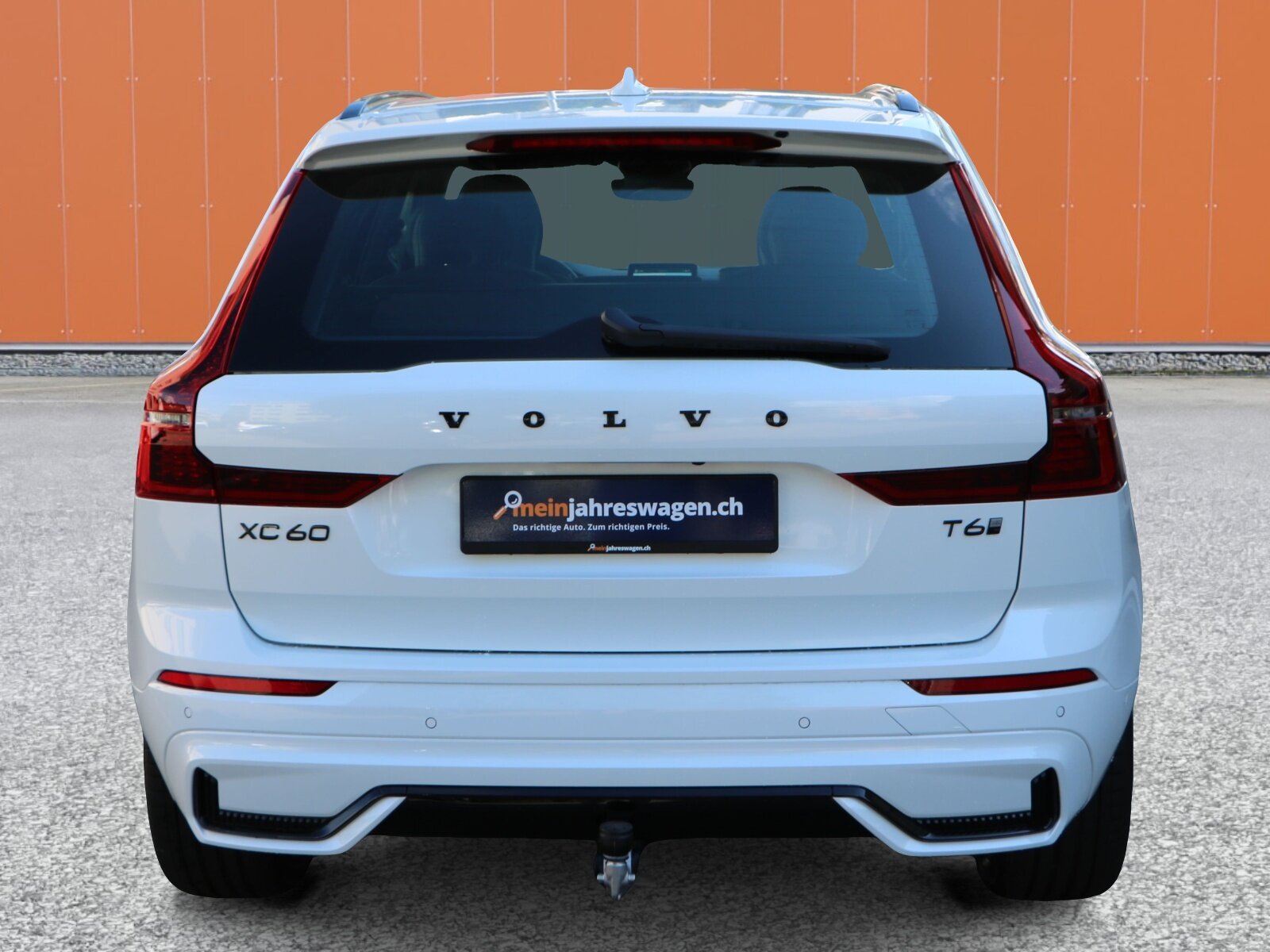 VOLVO XC60 T6 eAWD PluginHybrid Ultra Dark Geartronic, Plug-in-Hybrid Benzina/Elettrica, Auto dimostrativa, Automatico - 4
