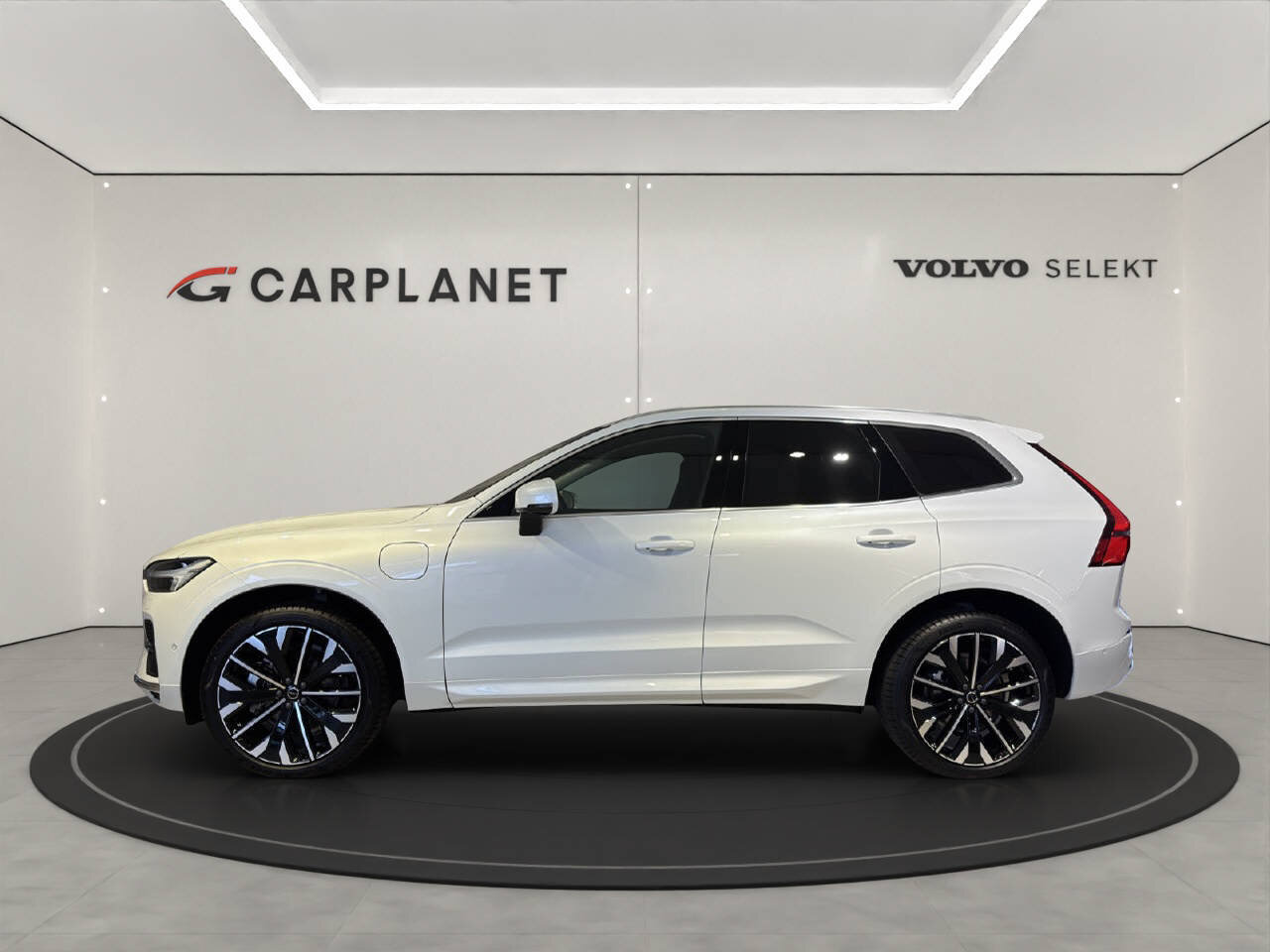VOLVO XC60 2.0 T8 TE Ultra Bright eAWD, Hybride Rechargeable Essence/Électricité, Voiture de démonstration, Automatique - 2