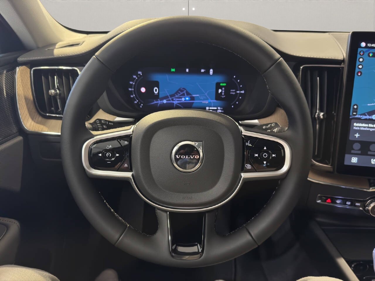 VOLVO XC60 2.0 T8 TE Ultra Bright eAWD, Hybride Rechargeable Essence/Électricité, Voiture de démonstration, Automatique - 7