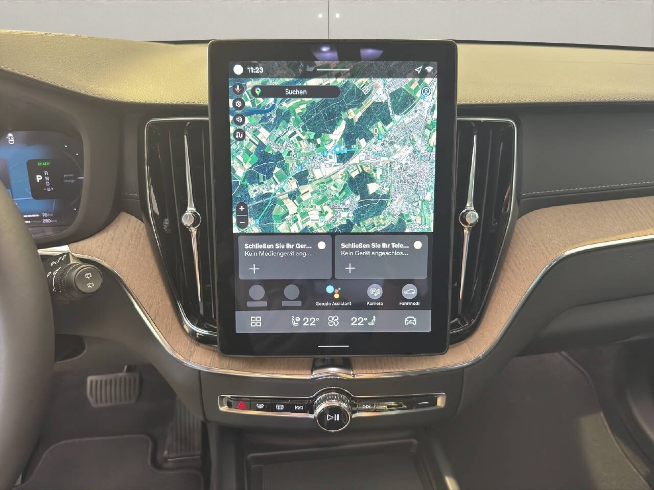 VOLVO XC60 2.0 T6 TE Ultra Dark eAWD, Plug-in-Hybrid Petrol/Electric, Ex-demonstrator, Automatic - 7