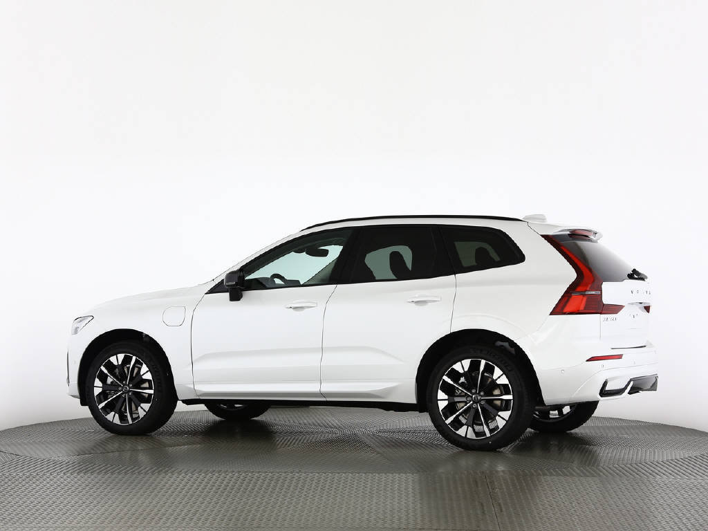 VOLVO XC60 2.0 T6 TE Plus Dark eAWD - Facelift MY2026, Plug-in-Hybrid Benzina/Elettrica, Auto nuove, Automatico - 2