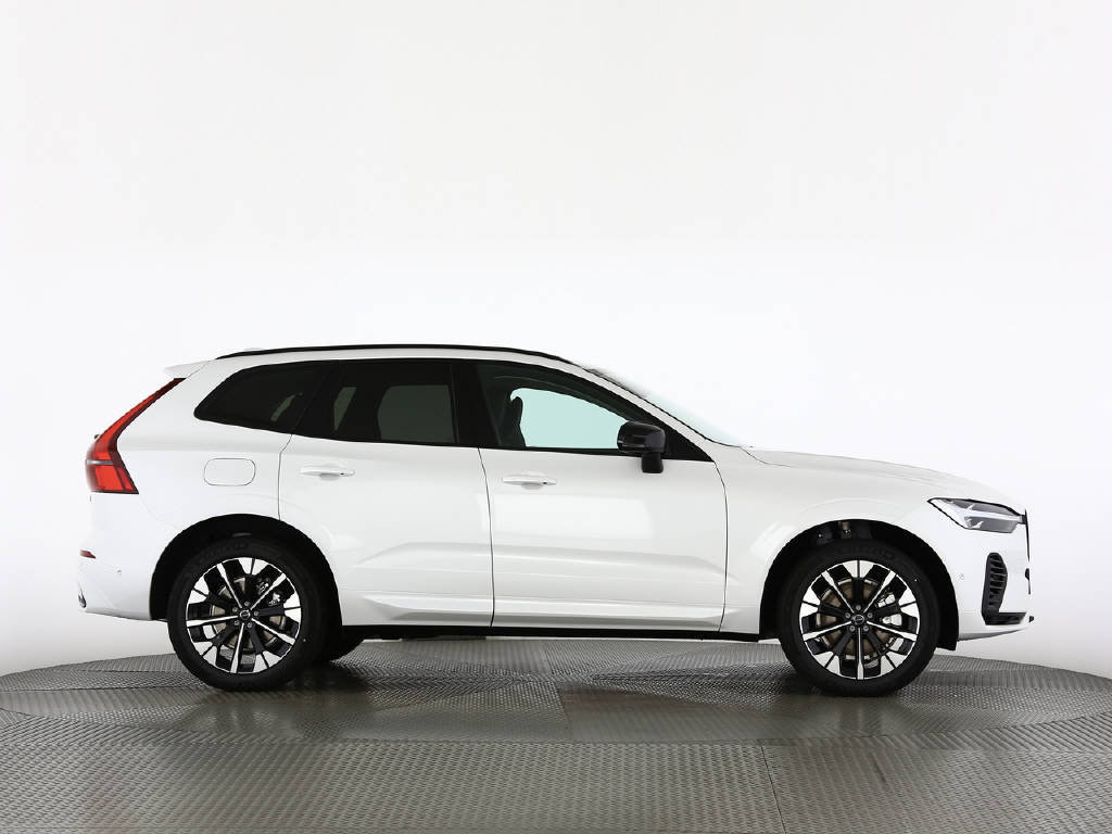 VOLVO XC60 2.0 T6 TE Plus Dark eAWD - Facelift MY2026, Plug-in-Hybrid Benzina/Elettrica, Auto nuove, Automatico - 6