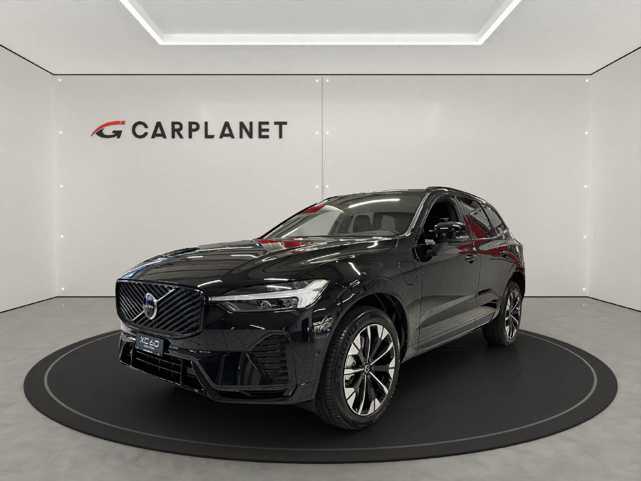 VOLVO XC60 2.0 T6 TE Plus Dark eAWD, Hybride Rechargeable Essence/Électricité, Voiture nouvelle, Automatique