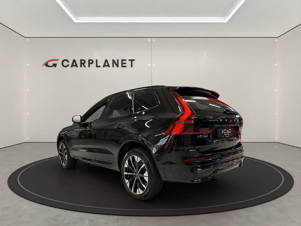 VOLVO XC60 2.0 T6 TE Plus Dark eAWD, Hybride Rechargeable Essence/Électricité, Voiture nouvelle, Automatique - 4