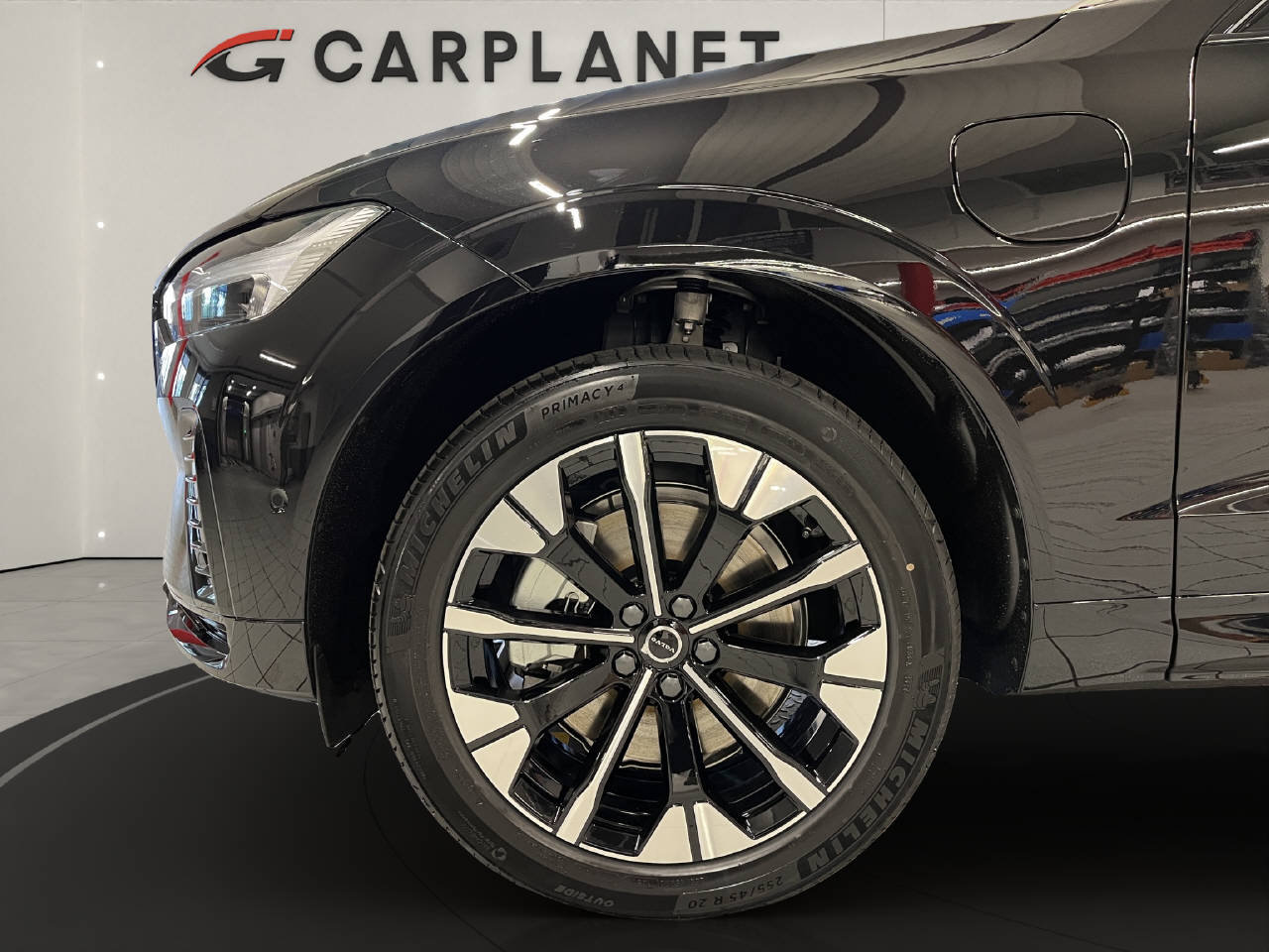 VOLVO XC60 2.0 T6 TE Plus Dark eAWD, Hybride Rechargeable Essence/Électricité, Voiture nouvelle, Automatique - 6