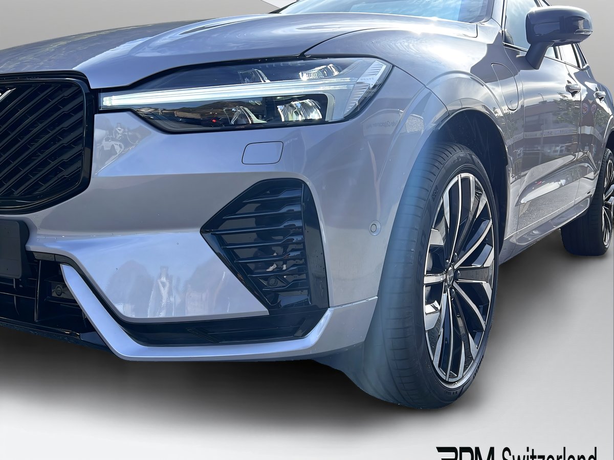 VOLVO XC60 2.0 T6 TE Plus Dark eAWD, Hybride Rechargeable Essence/Électricité, Voiture nouvelle, Automatique - 3