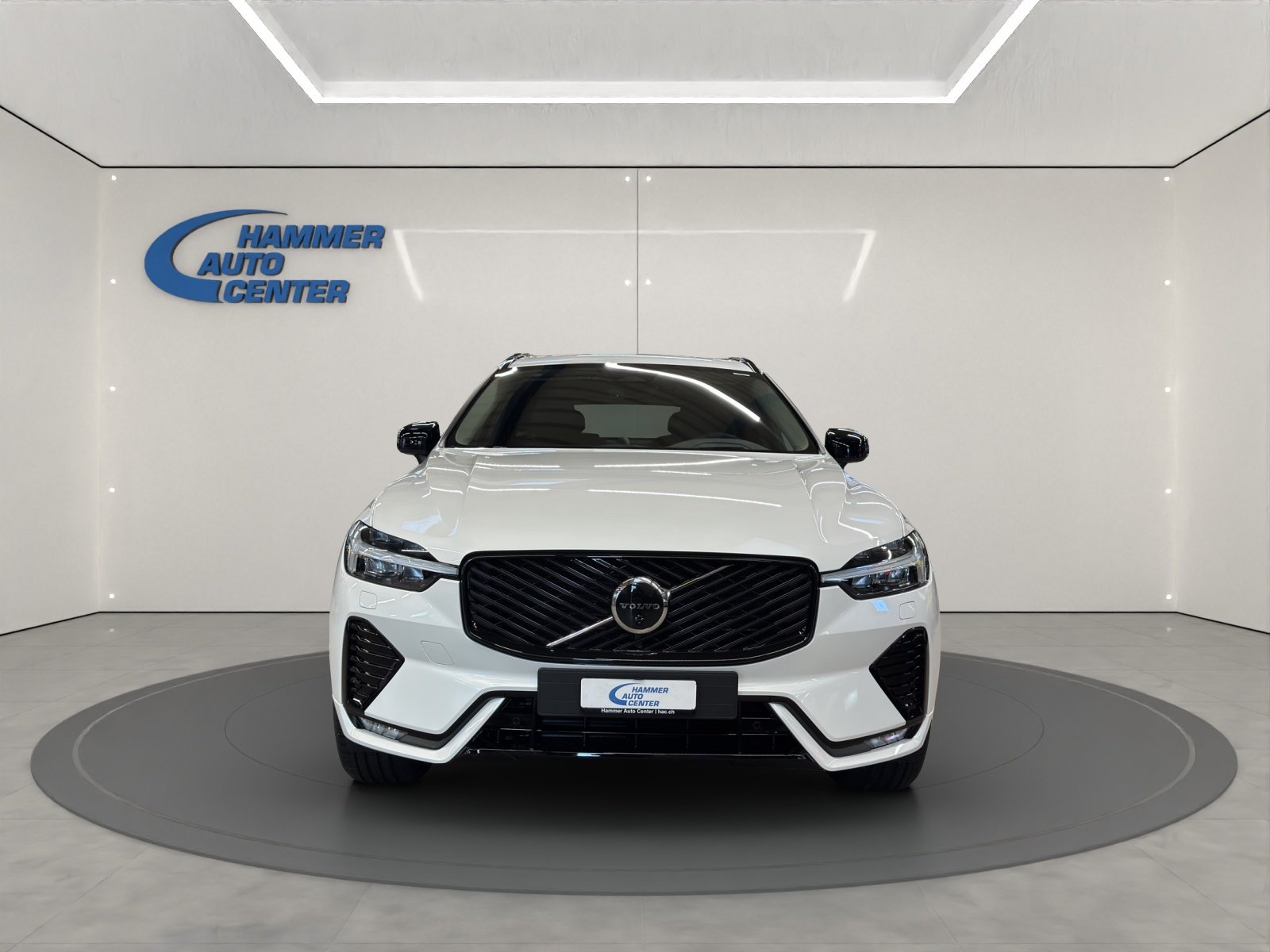 VOLVO XC60 2.0 B5 MH Ultra Dark AWD, Benzin, Neuwagen, Automat - 3