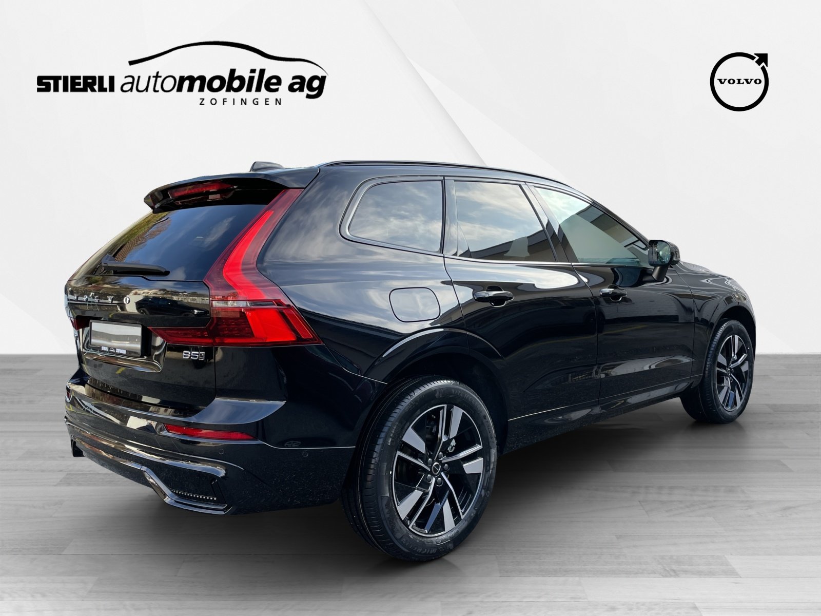 VOLVO XC60 2.0 B5 MH Plus Dark AWD, Hybride Leggero Benzina/Elettrica, Auto nuove, Automatico - 5