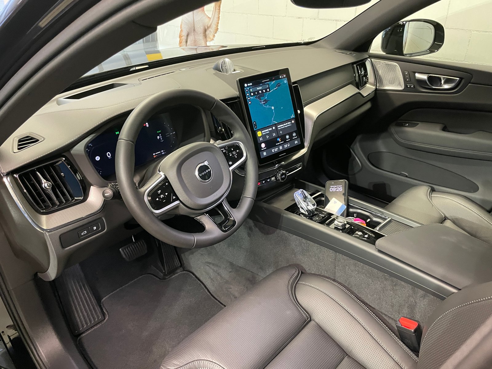 VOLVO XC60 T6 eAWD PluginHybrid Ultra Dark Geartronic, Plug-in-Hybrid Benzina/Elettrica, Auto nuove, Automatico - 5