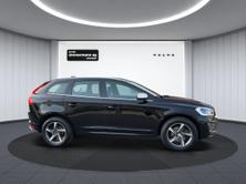 VOLVO XC60 2.4 D5 Mom. R-Design AWD S/S, Diesel, Second hand / Used, Automatic - 5