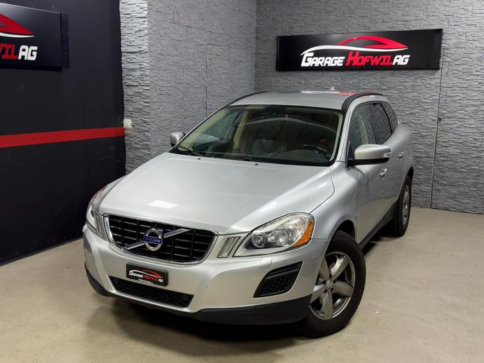 VOLVO XC60 D3 AWD Momentum Geartronic, Diesel, Occasion / Gebraucht, Automat