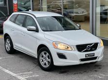 VOLVO XC60 D3 AWD R-Design Geartronic, Diesel, Second hand / Used, Automatic - 2