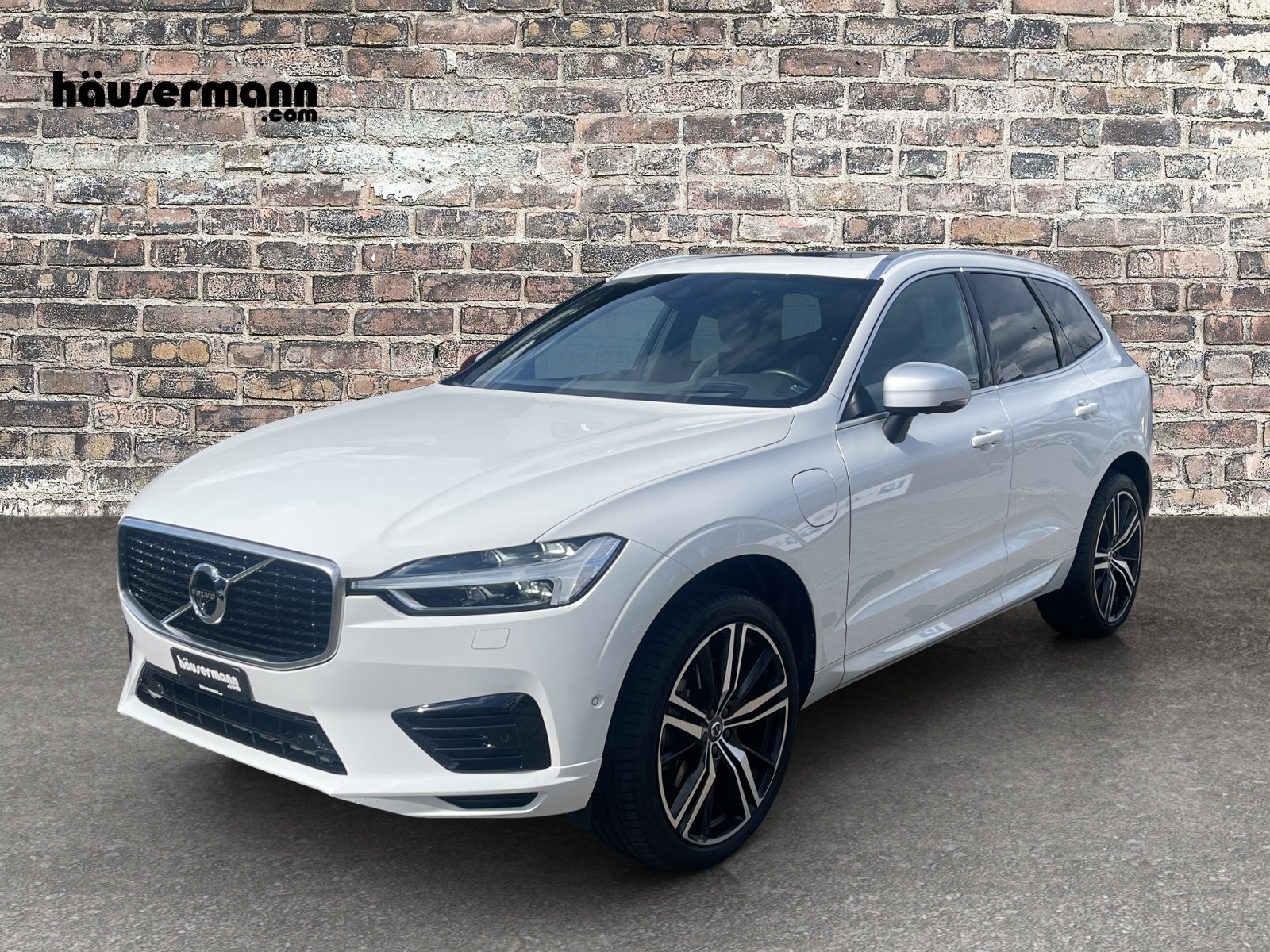 VOLVO XC60 2.0 T8 TE R-Design AWD, Plug-in-Hybrid Benzin/Elektro, Occasion / Gebraucht, Automat