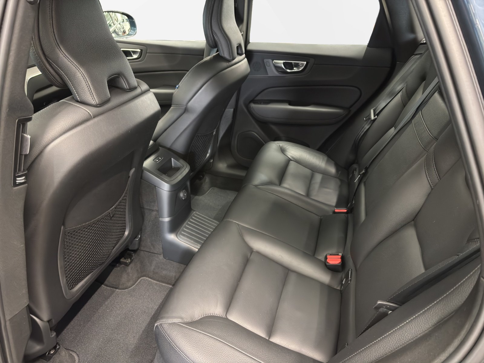 VOLVO XC60 2.0 T8 TE Inscription eAWD, Hybride Rechargeable Essence/Électricité, Occasion / Utilisé, Automatique - 5
