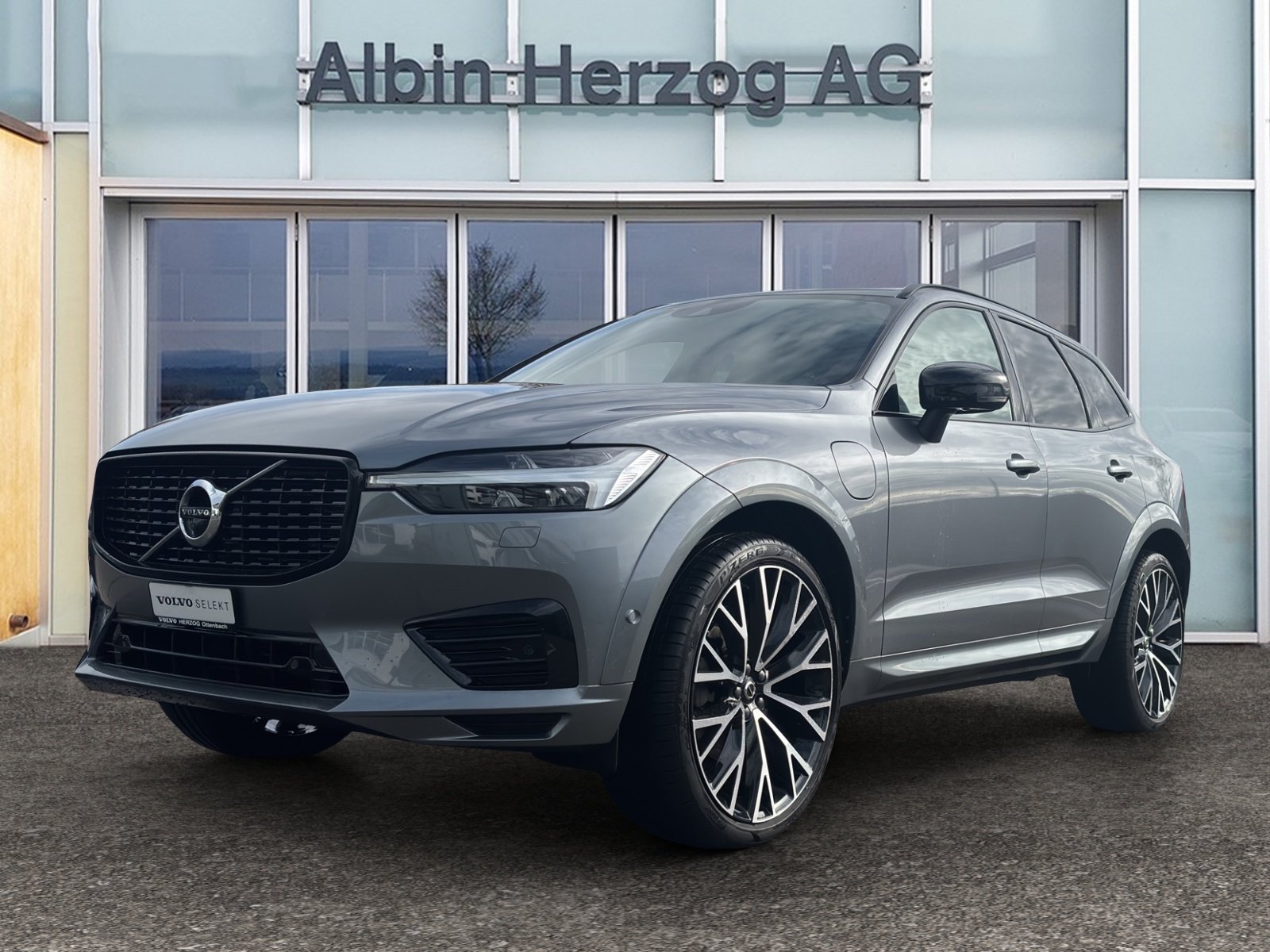 VOLVO XC60 2.0 T8 TE R-Design eAWD, Plug-in-Hybrid Benzin/Elektro, Occasion / Gebraucht, Automat