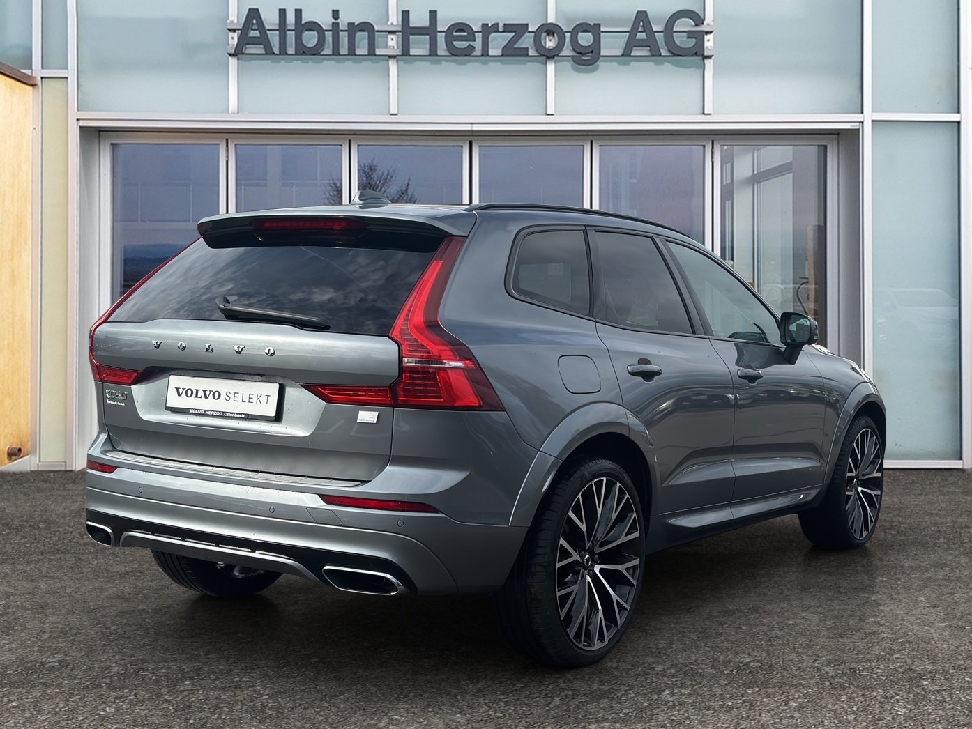 VOLVO XC60 2.0 T8 TE R-Design eAWD, Plug-in-Hybrid Benzin/Elektro, Occasion / Gebraucht, Automat - 4