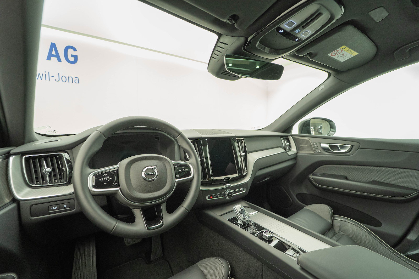 VOLVO XC60 2.0 T8 TE Plus Dark eAWD, Plug-in-Hybrid Petrol/Electric, Second hand / Used, Automatic - 7