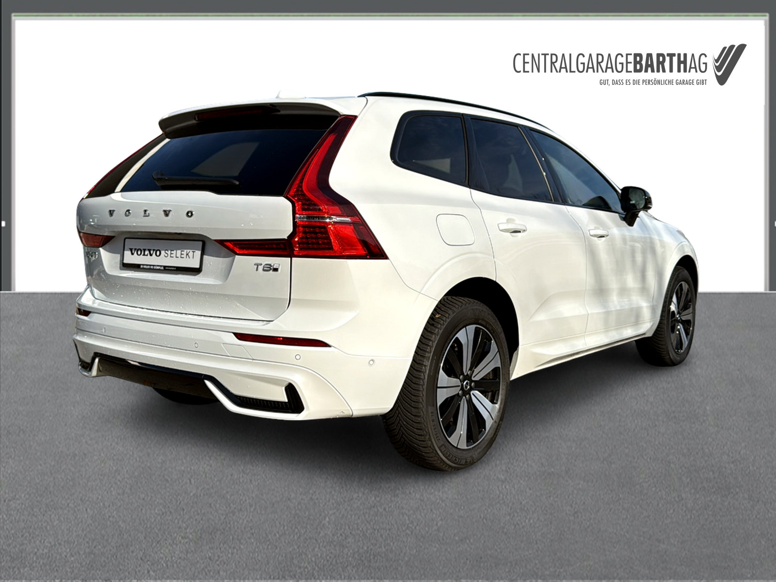 VOLVO XC60 2.0 T8 TE Plus Dark eAWD, Plug-in-Hybrid Petrol/Electric, Second hand / Used, Automatic - 7