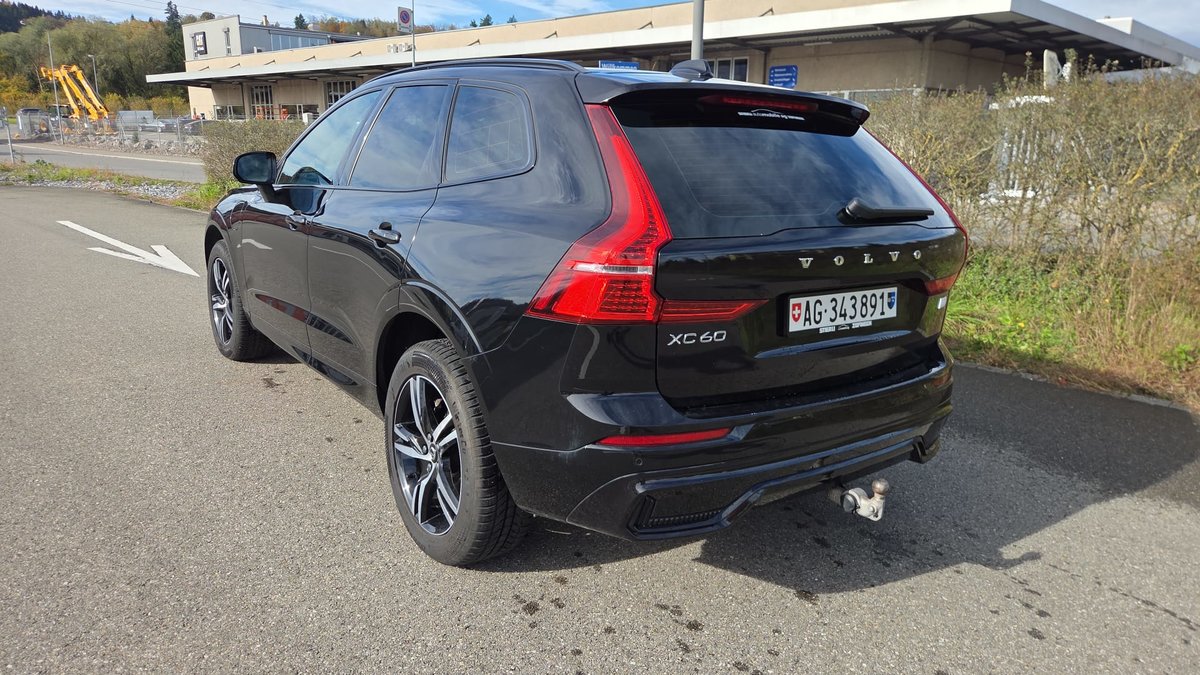 VOLVO XC60 T6 eAWD R-Design Geartronic, Plug-in-Hybrid Petrol/Electric, Second hand / Used, Automatic - 5