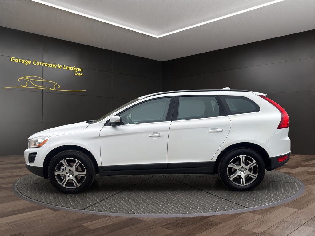 VOLVO XC60 2.4 D5 R-Design AWD, Diesel, Occasioni / Usate, Automatico - 7