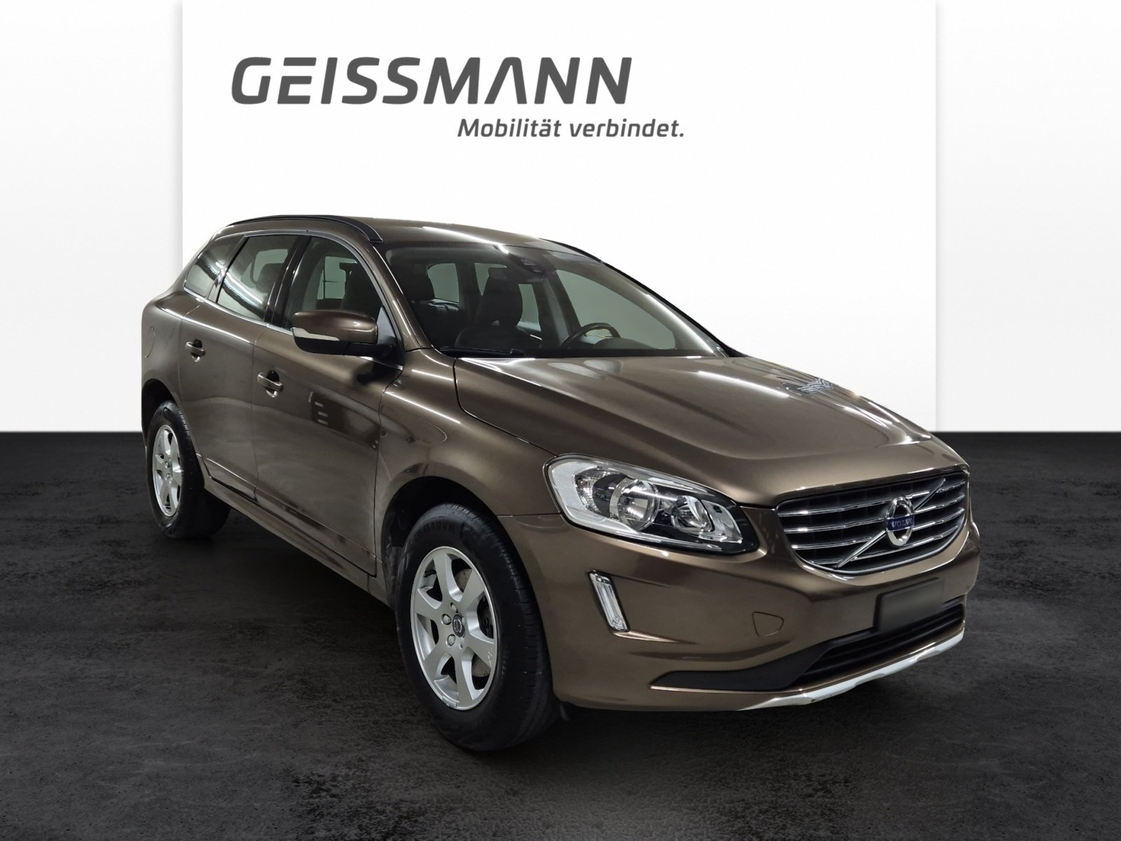 VOLVO XC60 2.5 T5 Momentum AWD S/S, Benzin, Occasion / Gebraucht, Automat - 2