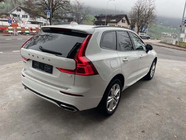 VOLVO XC60 2.0 T6 TE R-Design eAWD, Hybride Rechargeable Essence/Électricité, Occasion / Utilisé, Automatique - 7