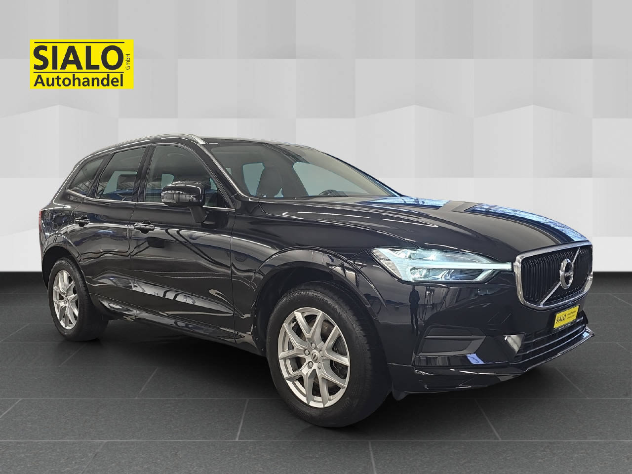 VOLVO XC60 2.0 T5 Momentum AWD, Petrol, Second hand / Used, Automatic - 3