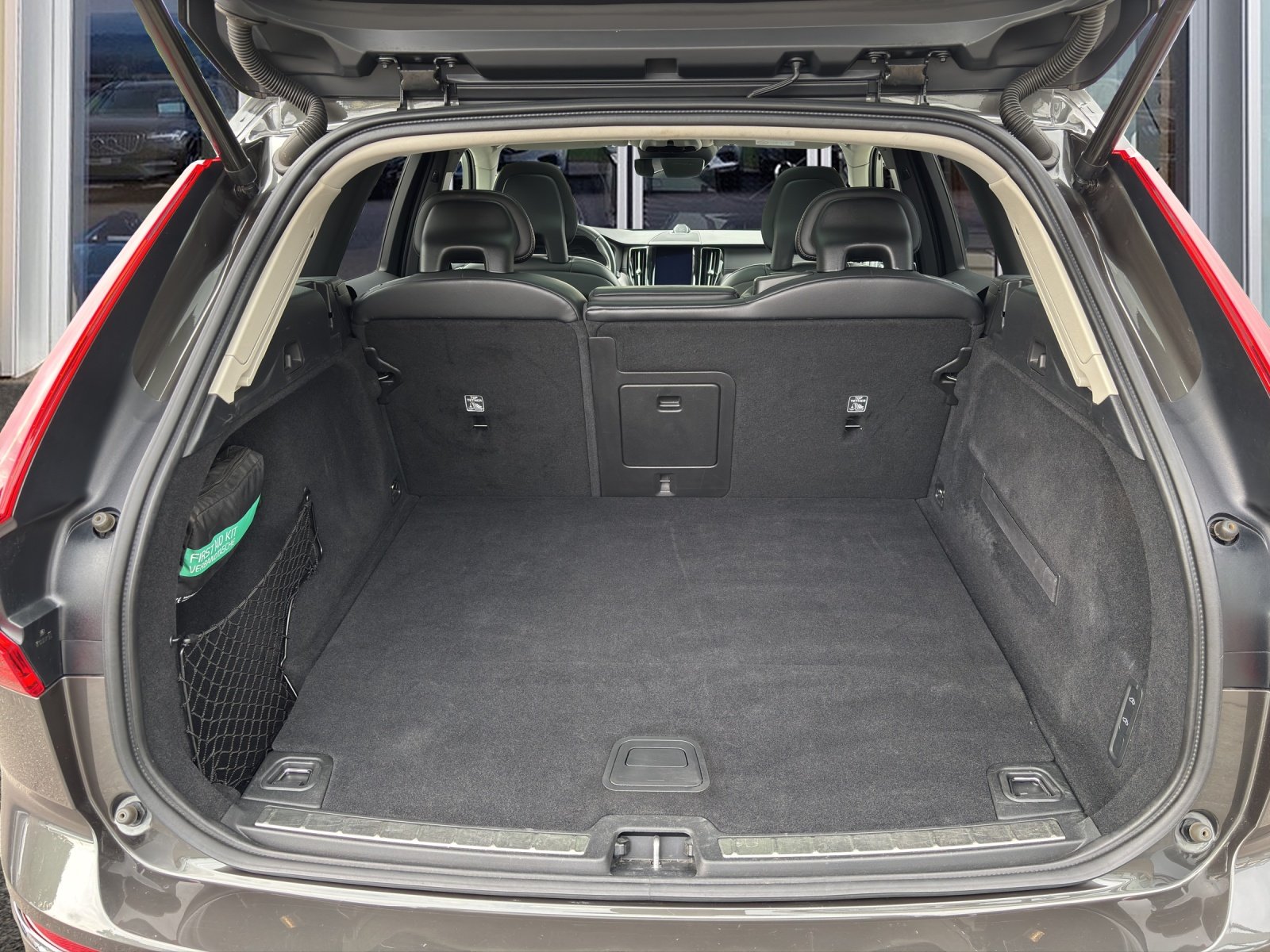 VOLVO XC60 2.0 T8 TE Inscription AWD, Full-Hybrid Petrol/Electric, Second hand / Used, Automatic - 7