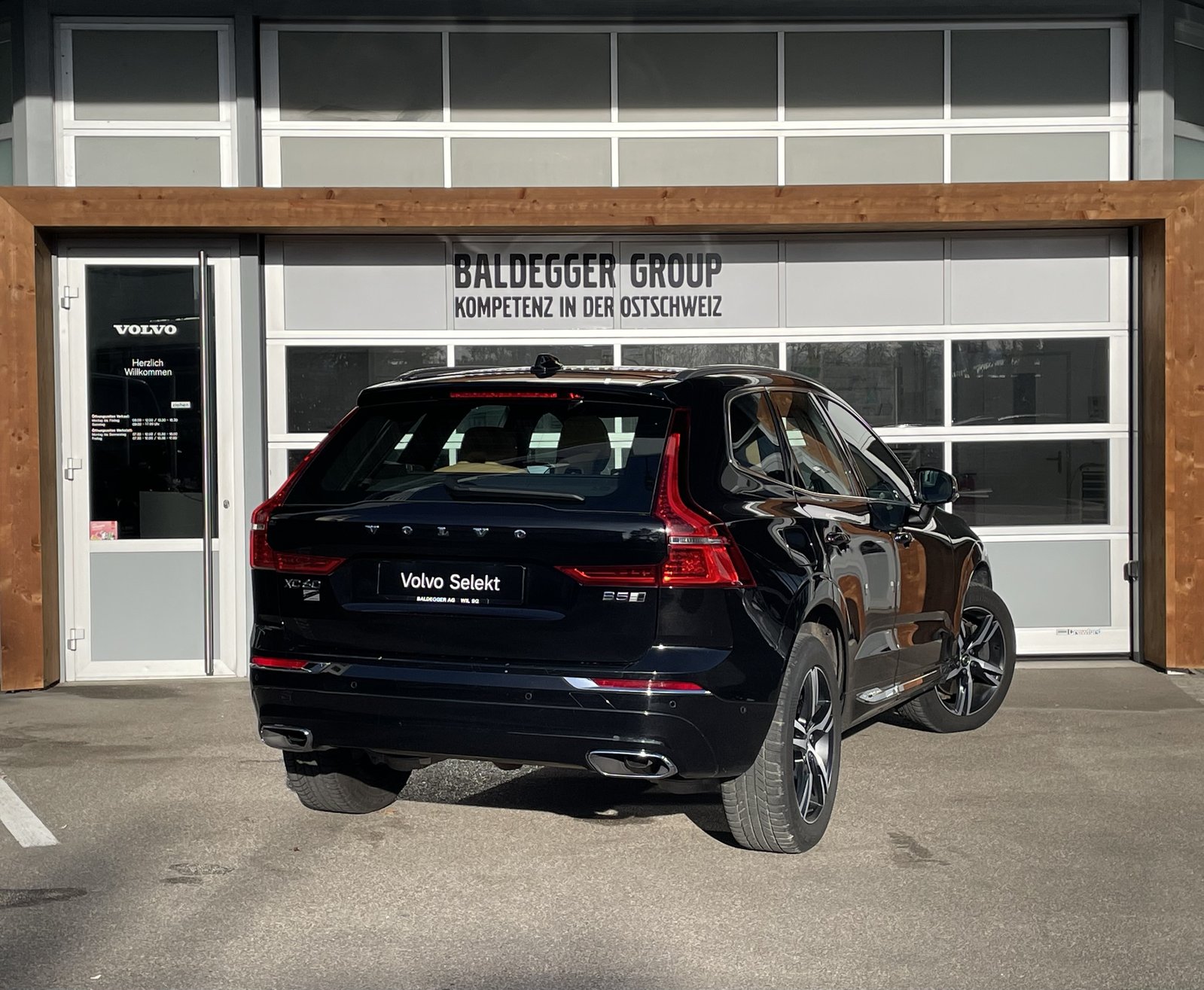 VOLVO XC60 B5 AWD Inscription, Voll-Hybrid Diesel/Elektro, Occasion / Gebraucht, Automat - 3