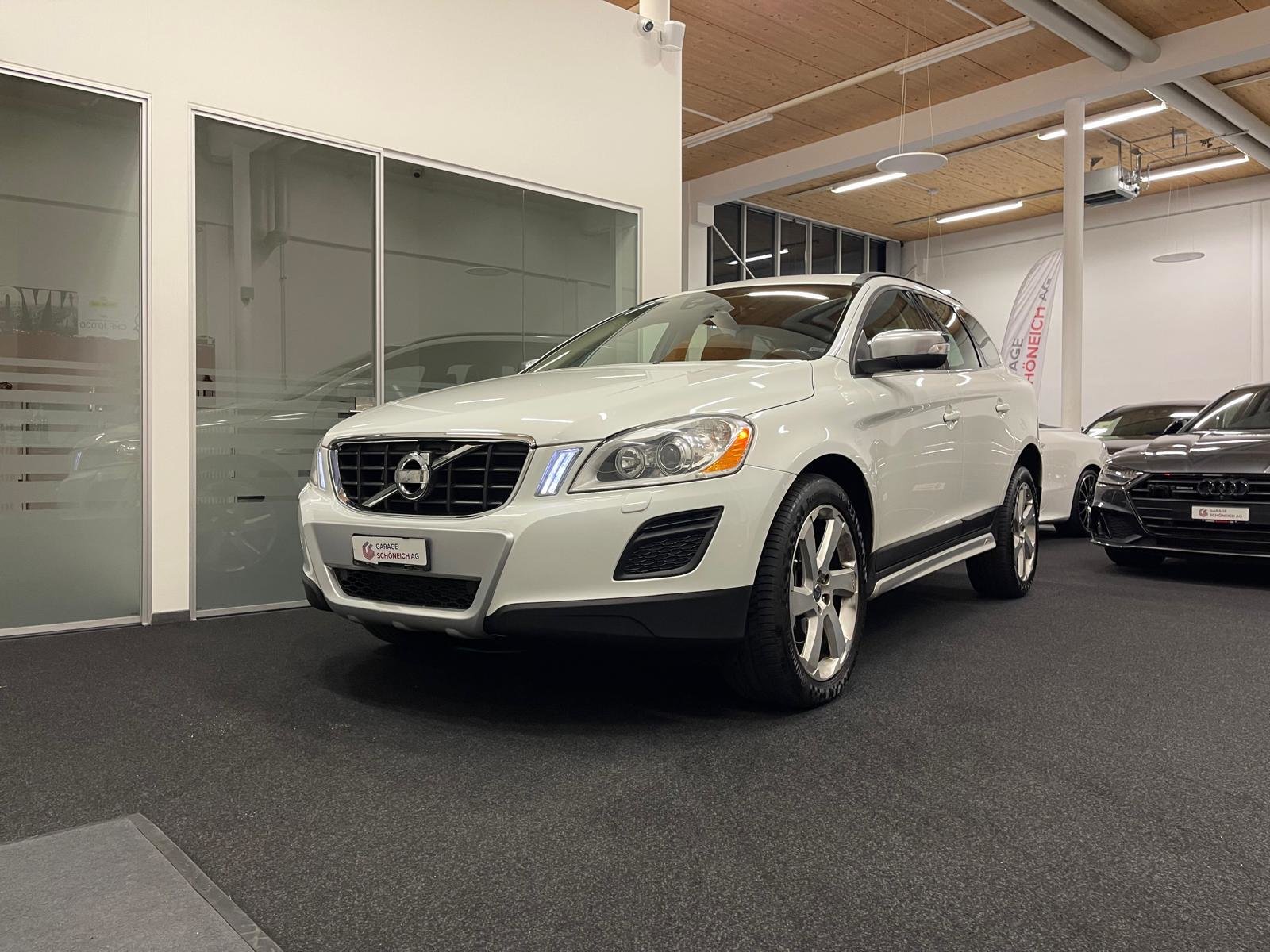 VOLVO XC60 2.4 D4 Kinetic AWD