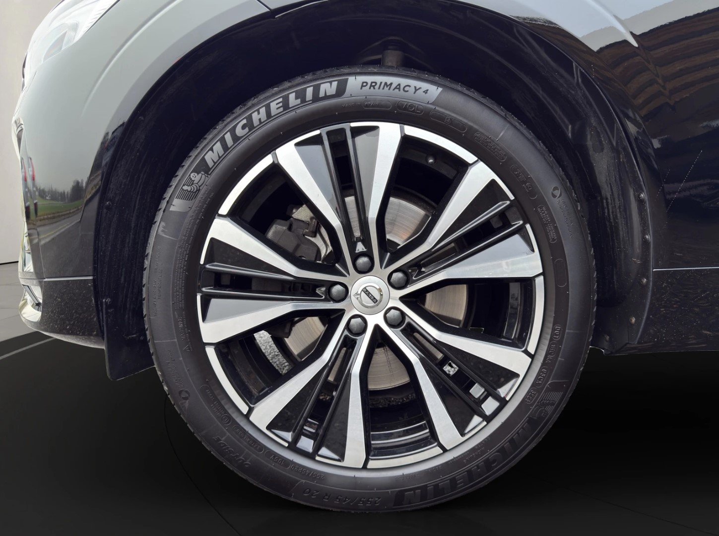 VOLVO XC60 2.0 B4 MH Plus Dark AWD, Mild-Hybrid Diesel/Electric, Second hand / Used, Automatic - 5