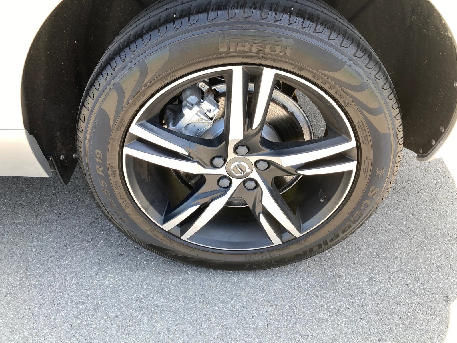 VOLVO XC60 D4 AWD R-Design Geartronic, Diesel, Occasion / Utilisé, Automatique - 7