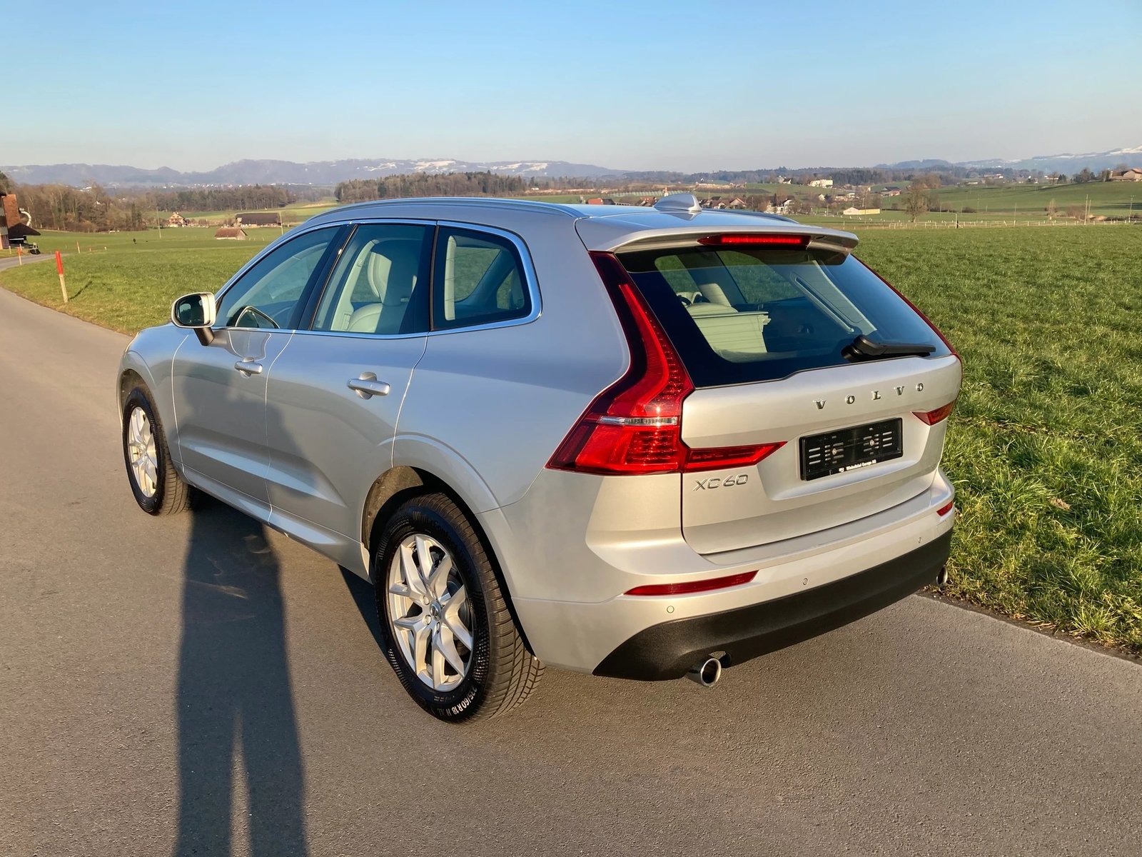 VOLVO XC60 D4 AWD Momentum Geartronic, Diesel, Occasion / Utilisé, Automatique - 4