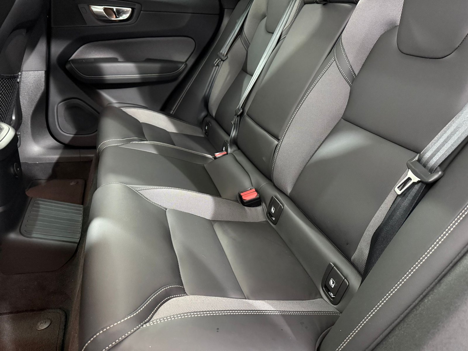 VOLVO XC60 2.0 T8 TE XCENTRIC Black, Hybride Integrale Benzina/Elettrica, Occasioni / Usate, Automatico - 6