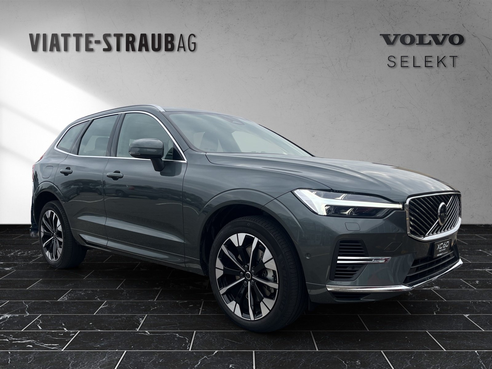 VOLVO XC60 2.0 T6 TE Ultra Bright eAWD, Hybride Rechargeable Essence/Électricité, Occasion / Utilisé, Automatique - 7