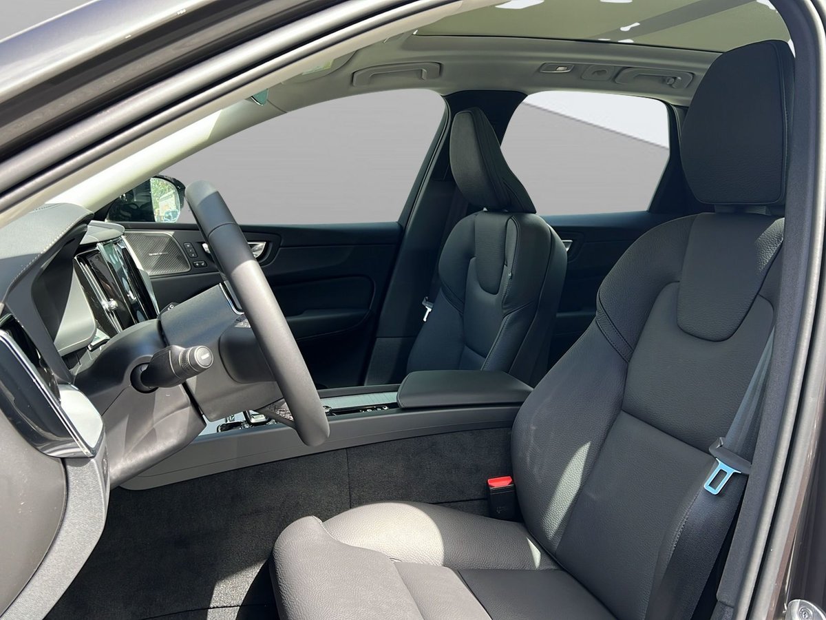 VOLVO XC60 2.0 T6 TE Ultimate Dark eAWD, Plug-in-Hybrid Benzin/Elektro, Vorführwagen, Automat - 7