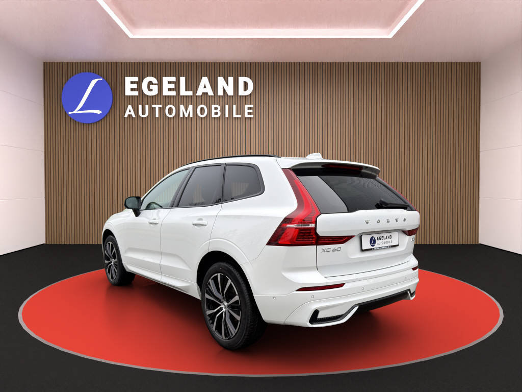 VOLVO XC60 2.0 B5 MH Plus Dark AWD, Mild-Hybrid Benzin/Elektro, Vorführwagen, Automat - 5