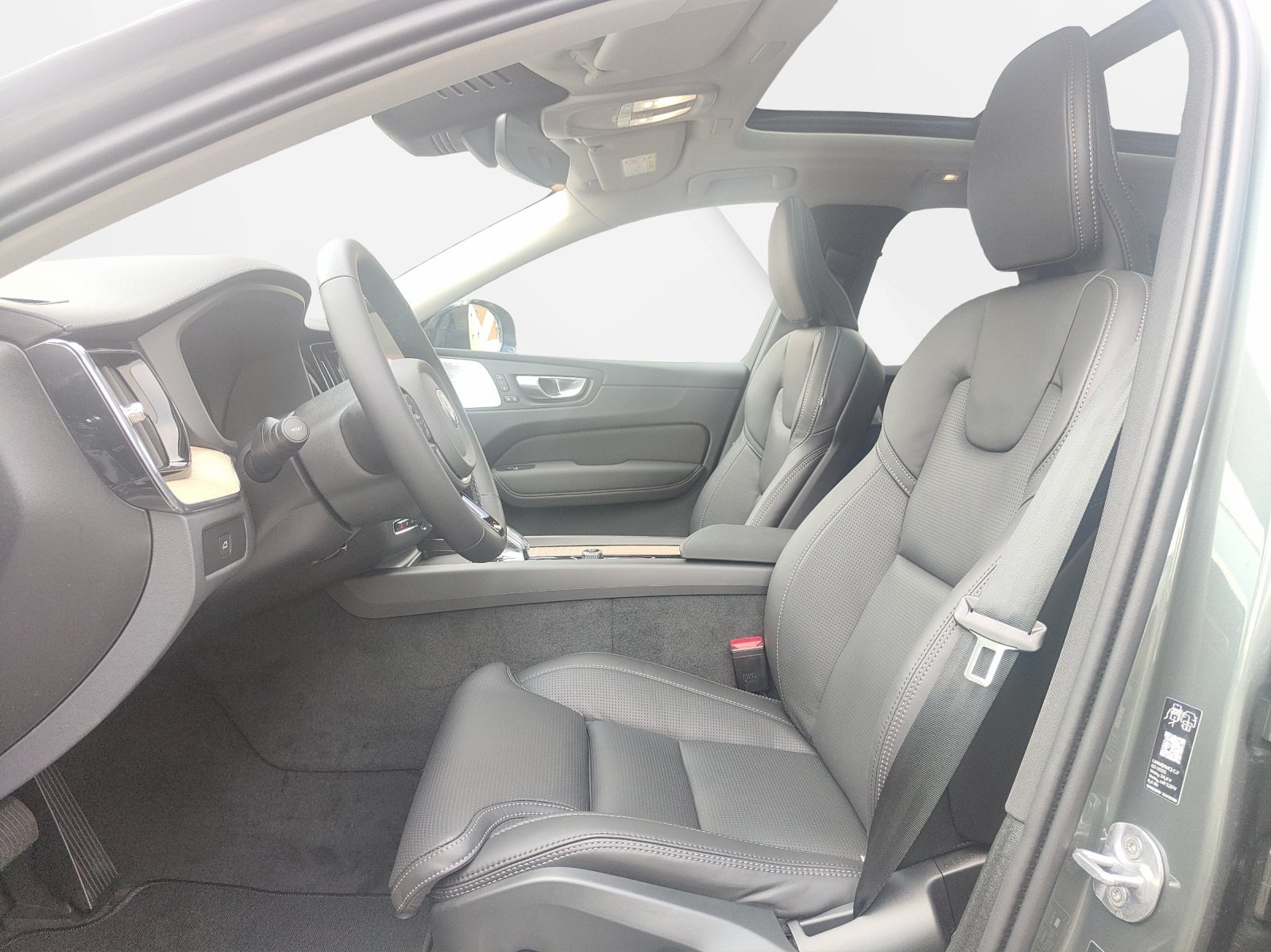 VOLVO XC60 2.0 B5 MH Ultra Dark AWD, Hybride Léger Essence/Électricité, Voiture de démonstration, Automatique - 4