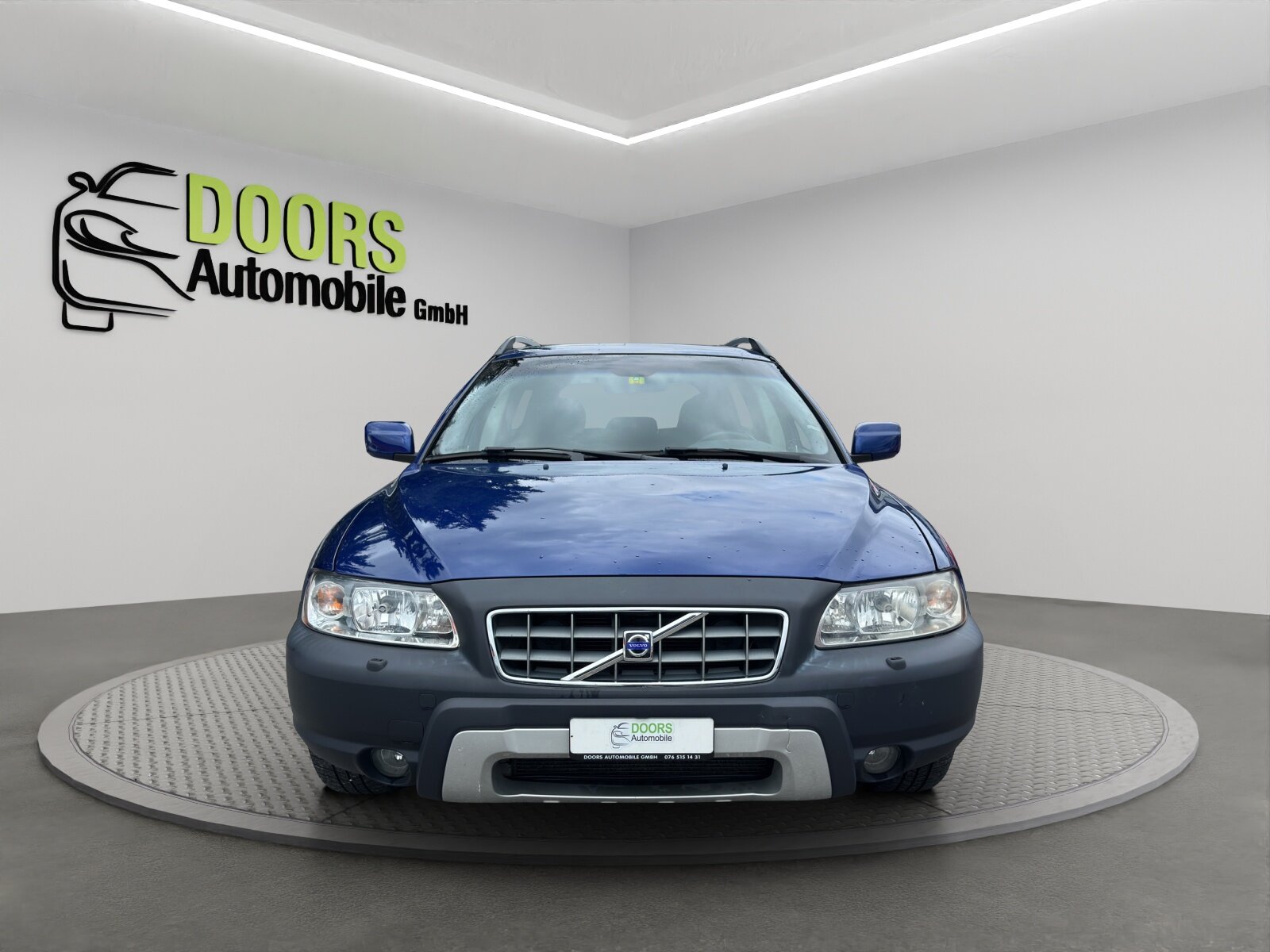 VOLVO XC70 2.5T AWD Momentum, Benzin, Occasion / Gebraucht, Handschaltung - 2