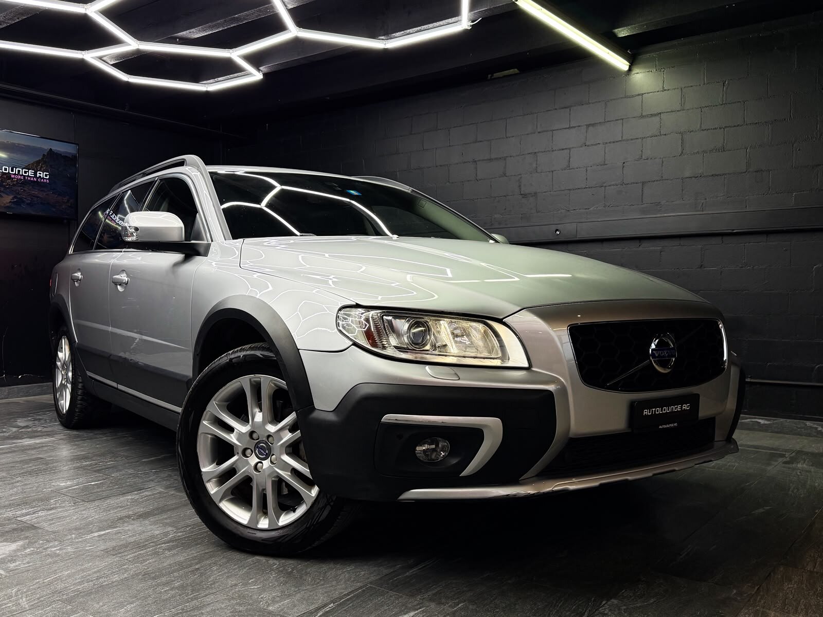 VOLVO XC70 D5 AWD *AHK* Kinetic Dynamic Edition Geartronic
