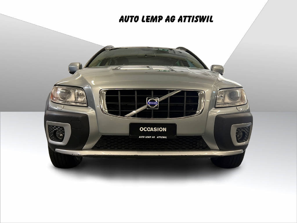 VOLVO XC70 2.4 D5 Momentum AWD, Diesel, Occasion / Utilisé, Automatique - 2