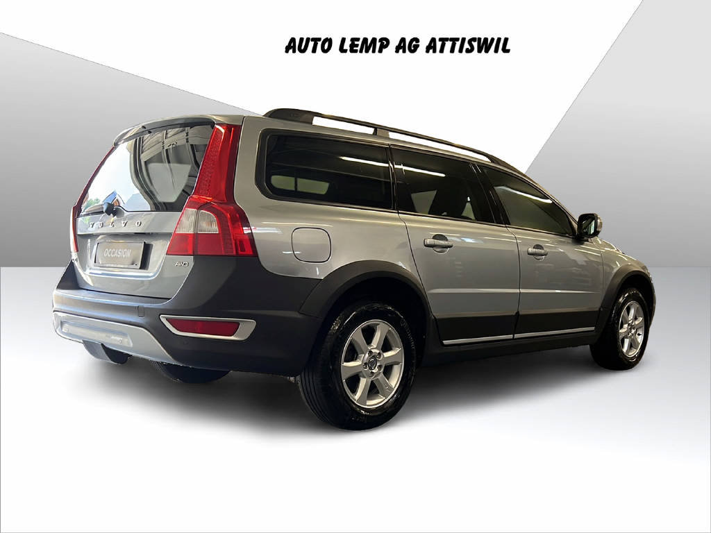 VOLVO XC70 2.4 D5 Momentum AWD, Diesel, Occasion / Utilisé, Automatique - 4
